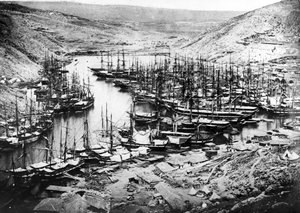 Balaklavas hamn under Krimkriget, c.1855 av James Robertson