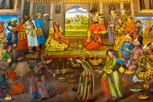 Fresk; bankett med dansande flickor; Shah Tahmasp tar emot den indiske mogulkejsaren Homayun; 1544; Chehel Sotoun; Forty Pillars Palace; Isfahan; Iran; Asien