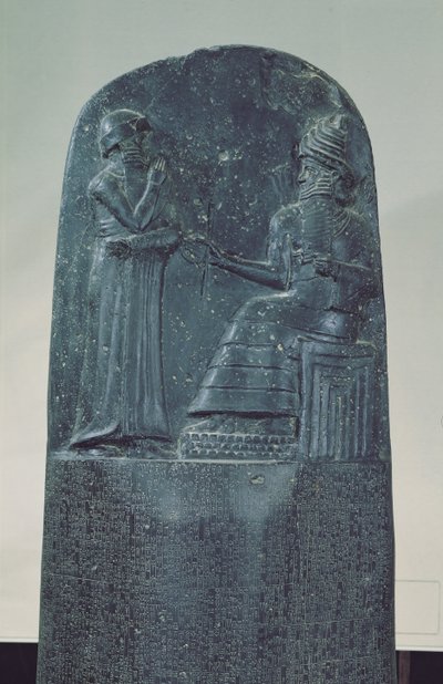 Relieffigur av solguden Shamash som dikterar sina lagar till kung Hammurabi på hans berömda lagbok, gammal babylonisk tid, 1760 f.Kr. (basalt) av Mesopotamian